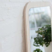 Load image into Gallery viewer, MOOI MIRROR