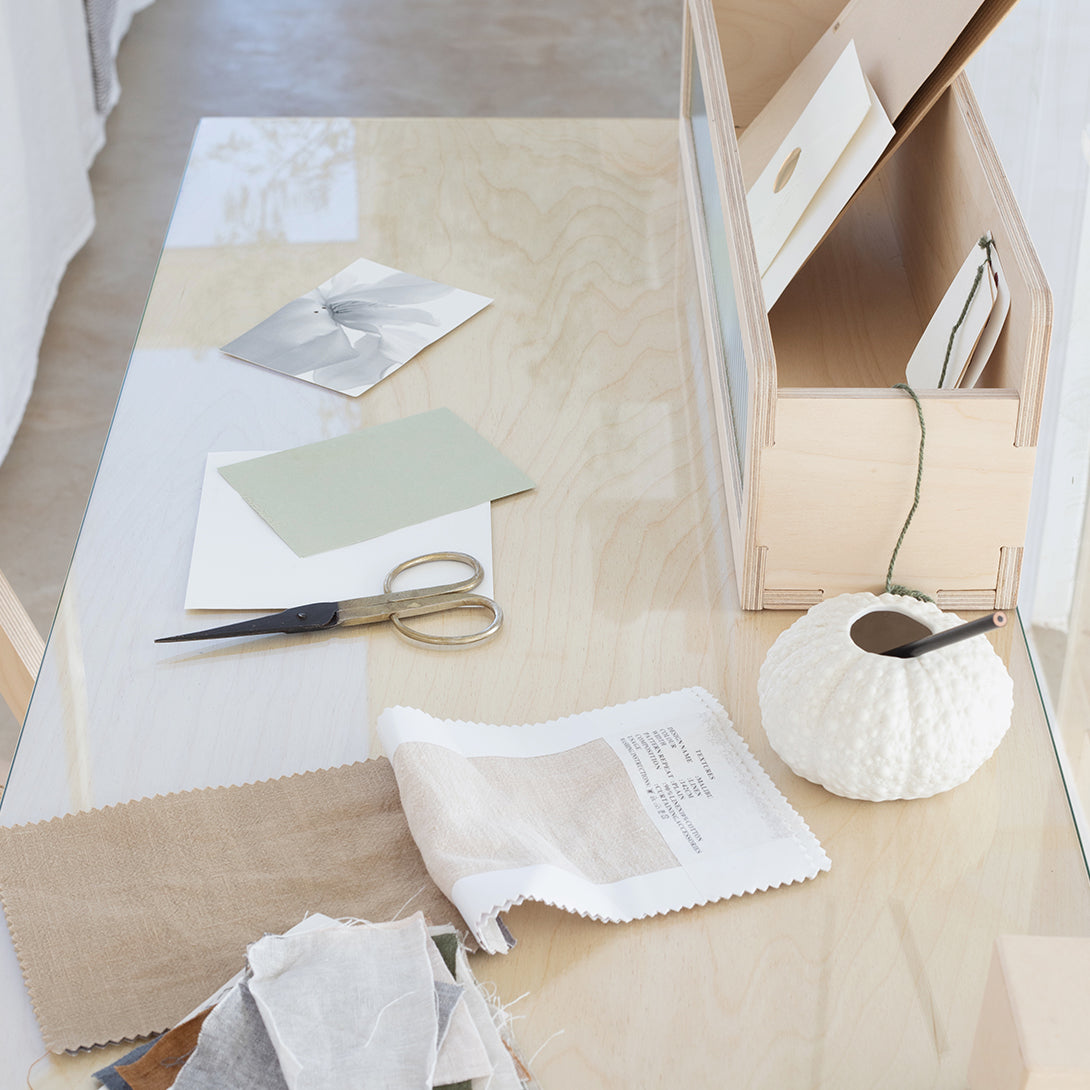 DARLING DESK Coal Interiors