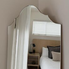 Load image into Gallery viewer, FULL LENGTH CAPE DUTCH MIRROR