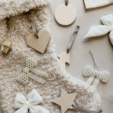 Load image into Gallery viewer, CHRISTMAS ORNAMENTS - 4 PIECES